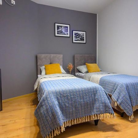 Vera Apartments With Sea View And Old Town View Zadar Bagian luar foto