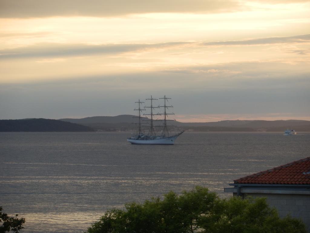 Vera Apartments With Sea View And Old Town View Zadar Ruang foto