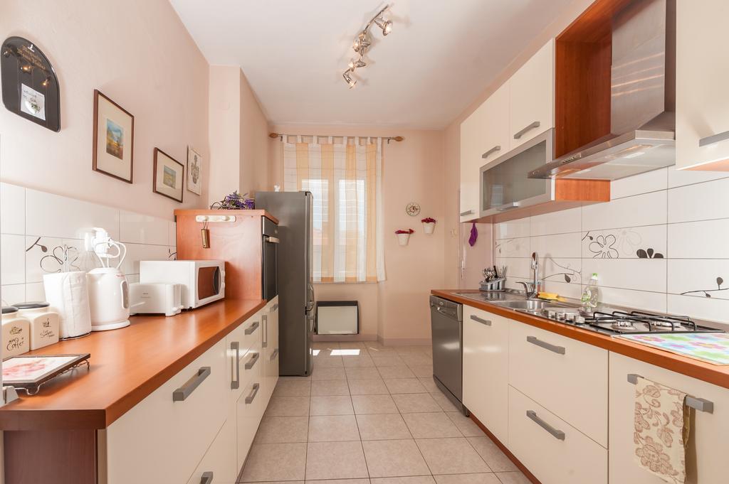 Vera Apartments With Sea View And Old Town View Zadar Bagian luar foto