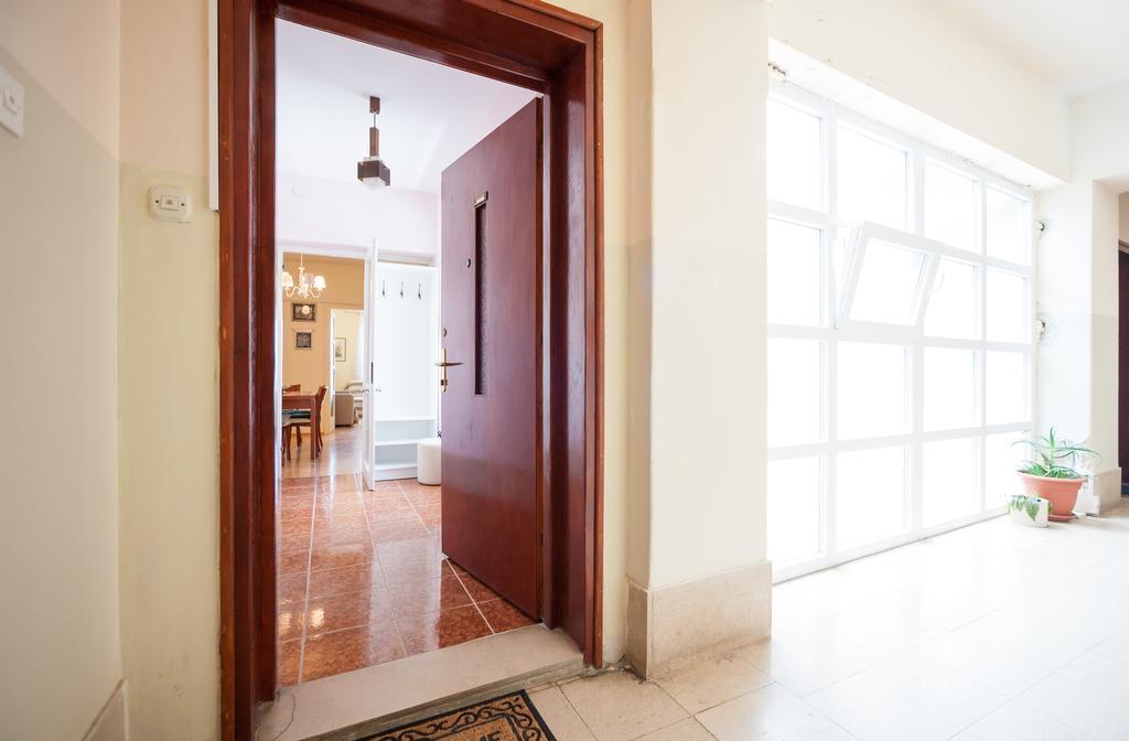 Vera Apartments With Sea View And Old Town View Zadar Bagian luar foto
