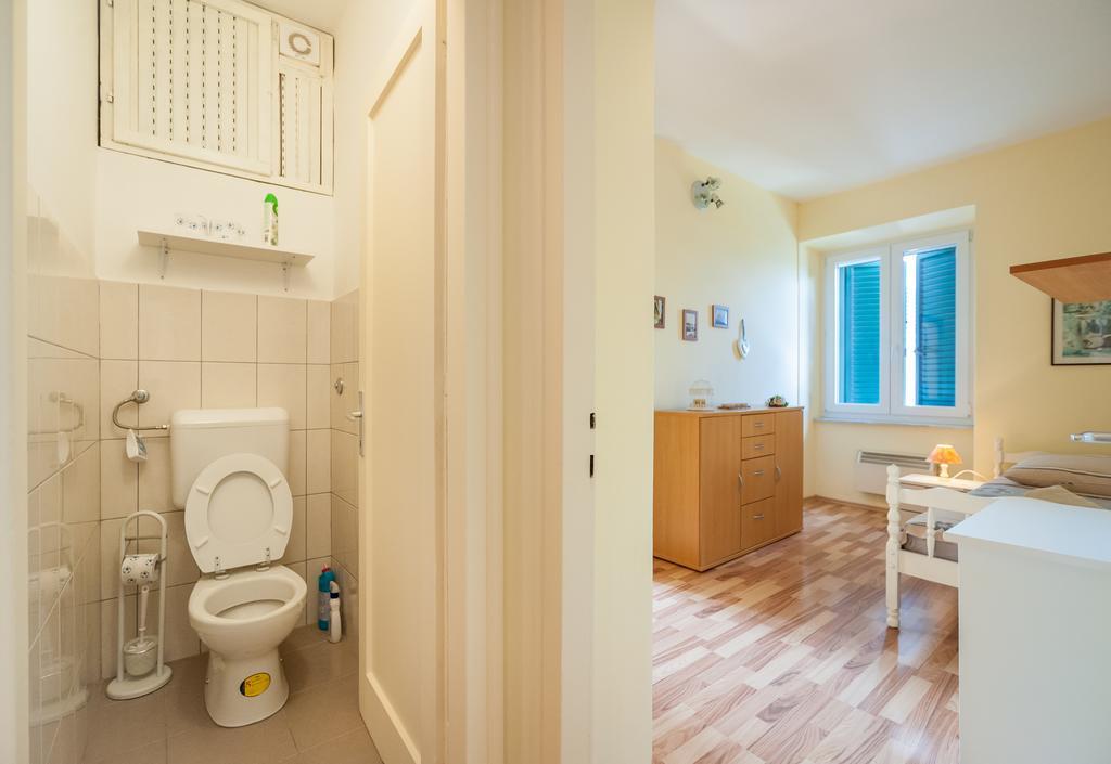 Vera Apartments With Sea View And Old Town View Zadar Bagian luar foto